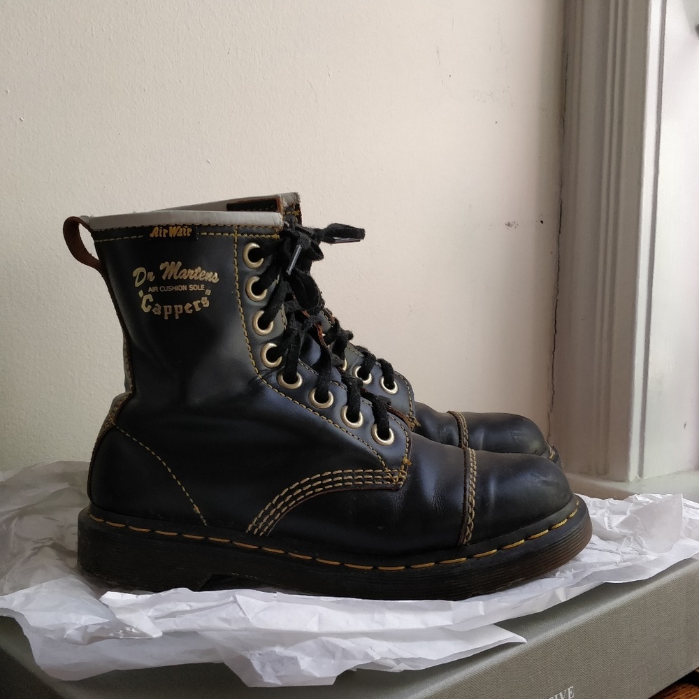 Dr.Martens Limited Black Capper Boots